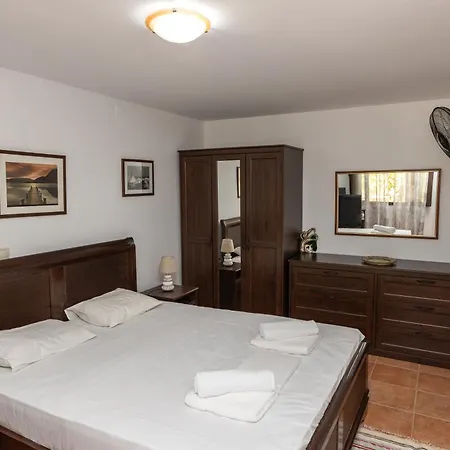Holiday home Stone Wood House Perivolia (Evia)